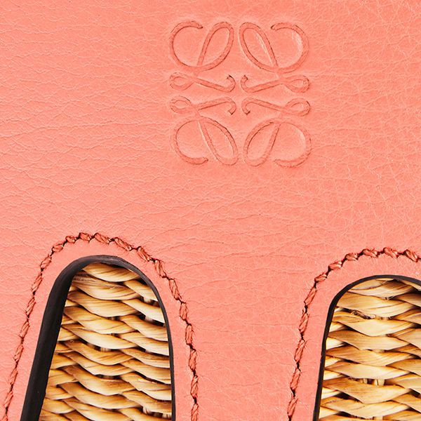 【ロエベ】PAULA'S IBIZA タコのラフィアポシェット偽物 A623093X01